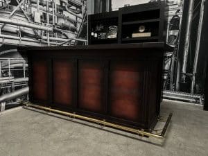 Muurbar "Amsterdam" met messing voetensteun