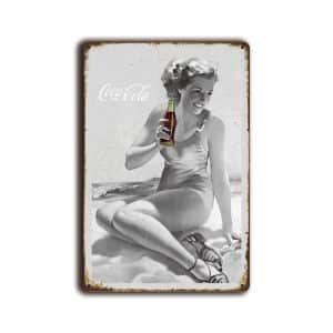 Metalen wandbord Coca Cola girl beach